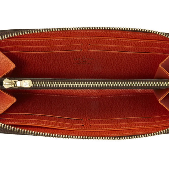 LOUIS VUITTON MONOGRAM CANVAS CLEMENCE WALLET - Picture 4 of 14